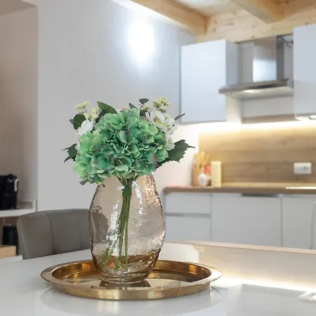 Calipso Apartment