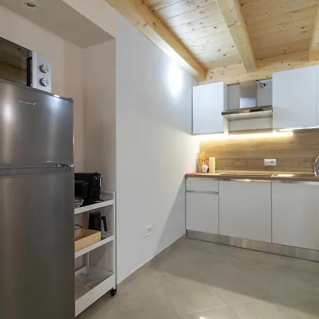 Calipso Apartman *